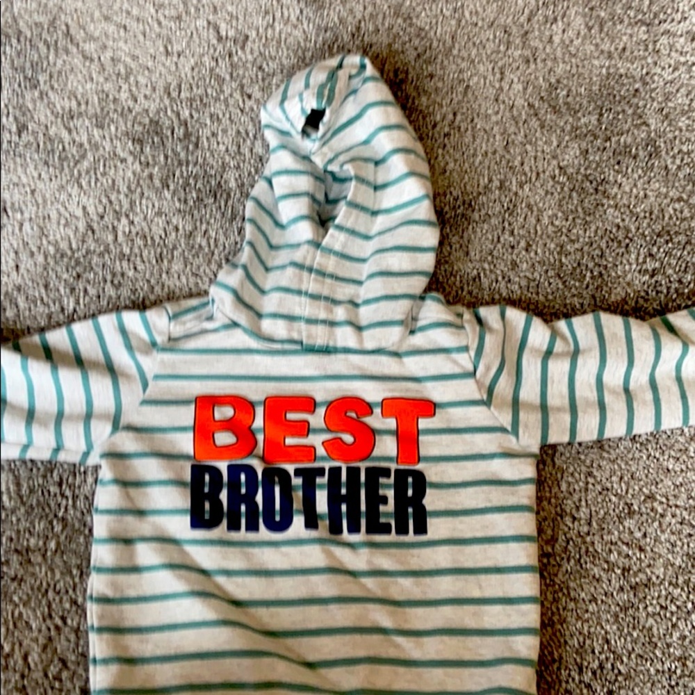 Carter pull over hoodie